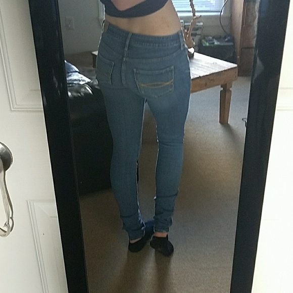 Abercrombie and Fitch Skinny Jeans - Picture 2 of 5